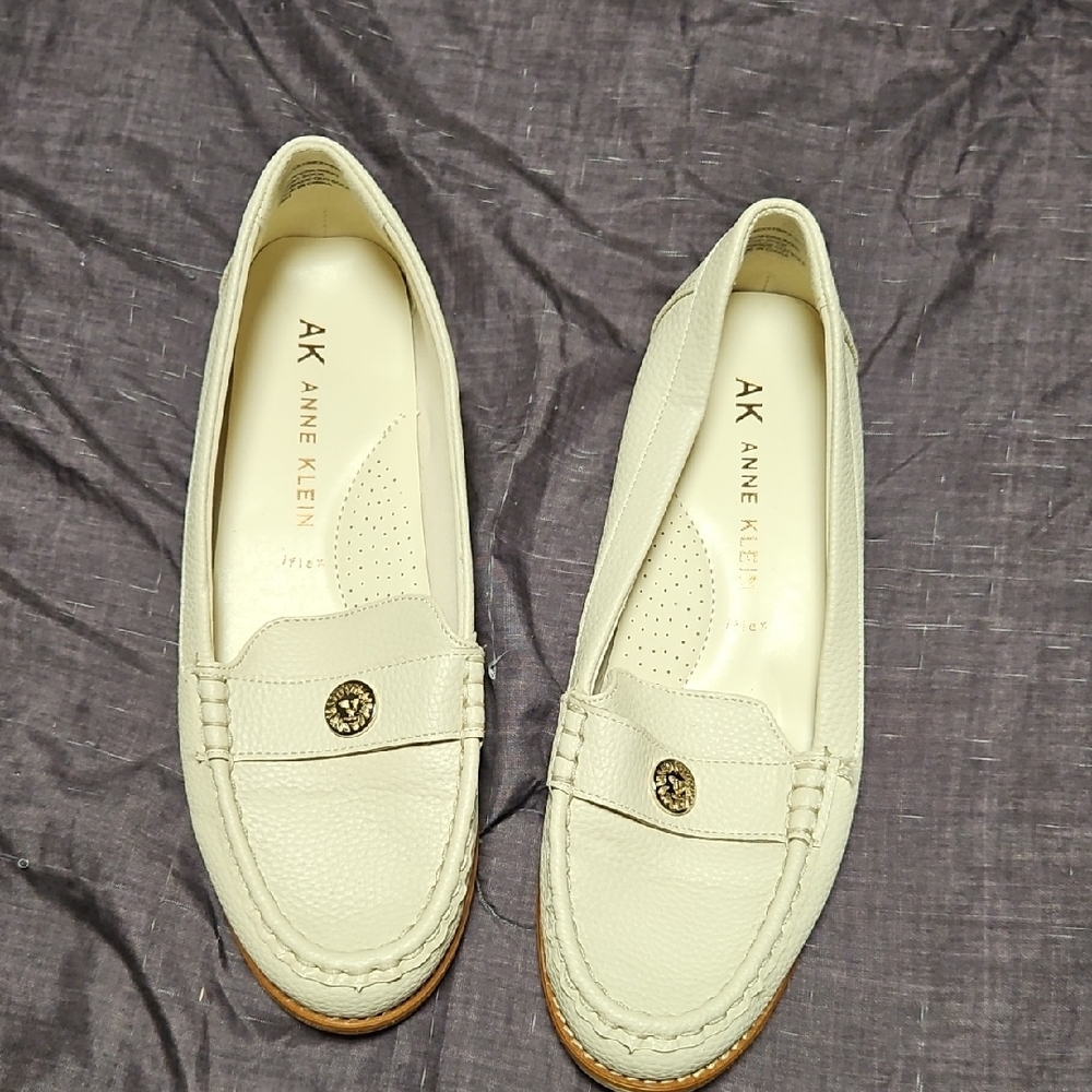 Anne Klein Women's Off-White Loafers